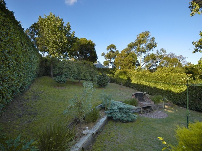 2 Stone Street, Diamond Creek VIC 3089