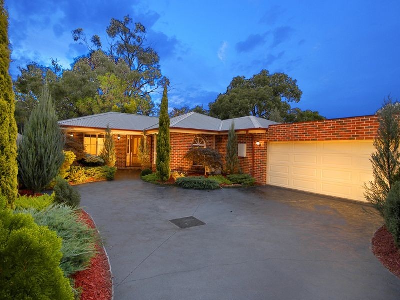 13b Kincumber Drive, Croydon VIC 3136
