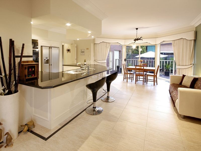 2 Oakhurst Avenue, Heidelberg VIC 3084