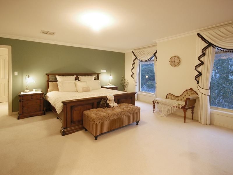 2 Oakhurst Avenue, Heidelberg VIC 3084