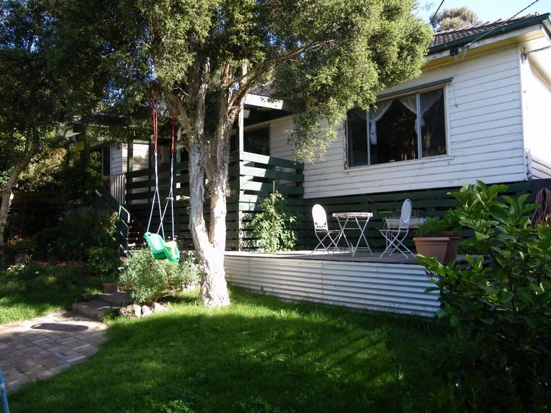 14 Henry Street, Eltham VIC 3095