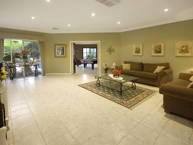 22 Daviesia Drive, Plenty VIC 3090