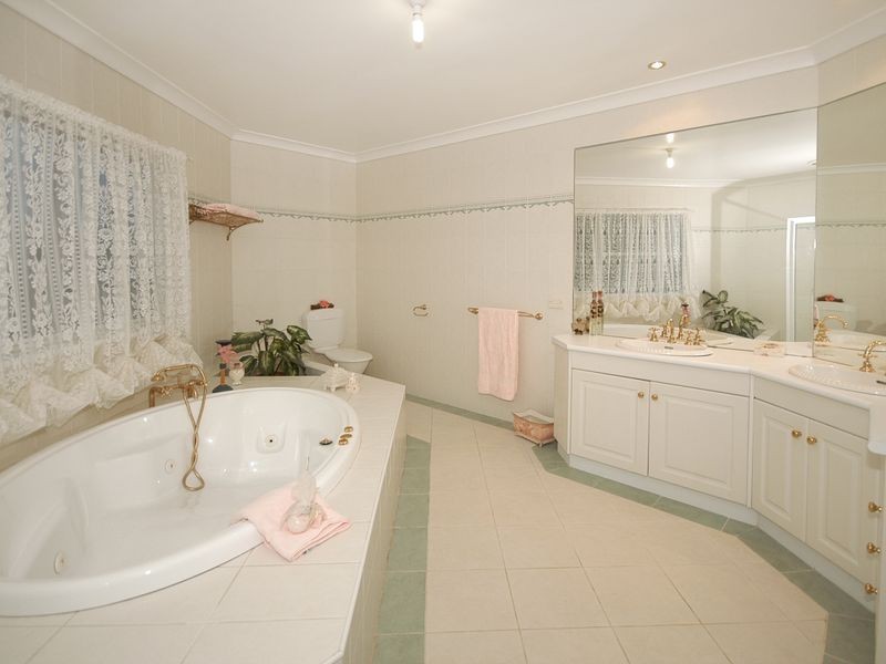 22 Daviesia Drive, Plenty VIC 3090
