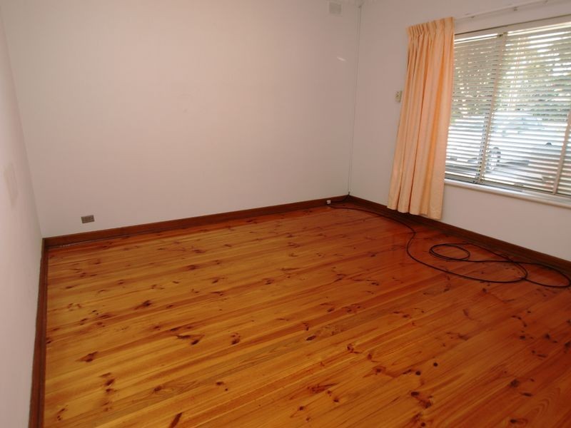 2 Kelly Road, Valley View SA 5093