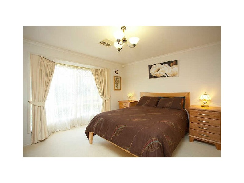 7 Portsmouth Pde, Gulfview Heights SA 5096