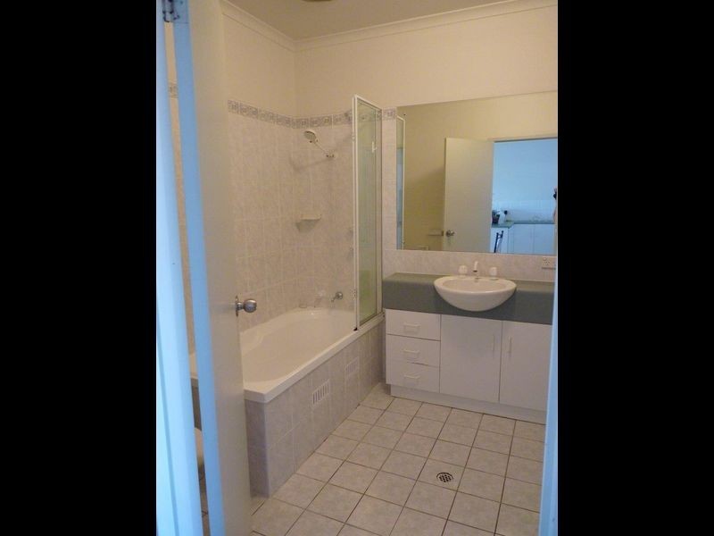 33/81 Carrington Street, Adelaide SA 5000