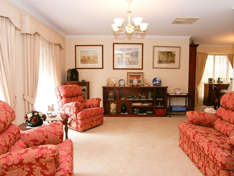 9 Seville Place, Golden Grove SA 5125