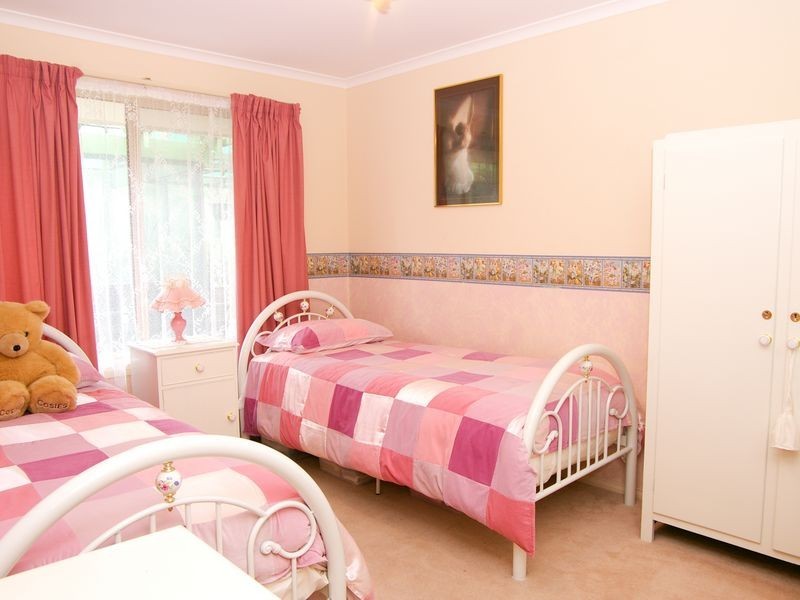 9 Seville Place, Golden Grove SA 5125