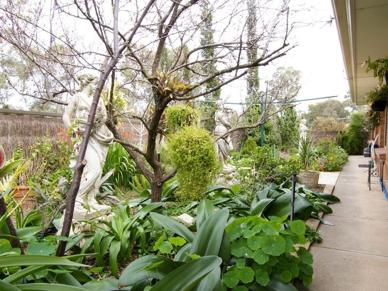 9 Seville Place, Golden Grove SA 5125