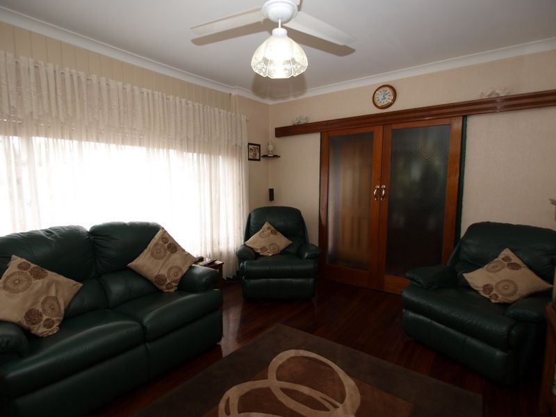 42 Barmera Avenue, Hope Valley SA 5090