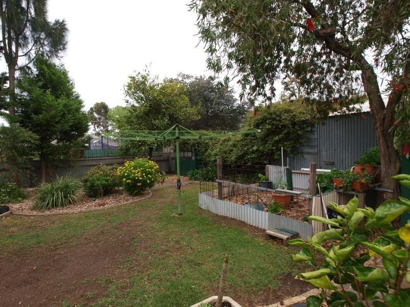 42 Barmera Avenue, Hope Valley SA 5090