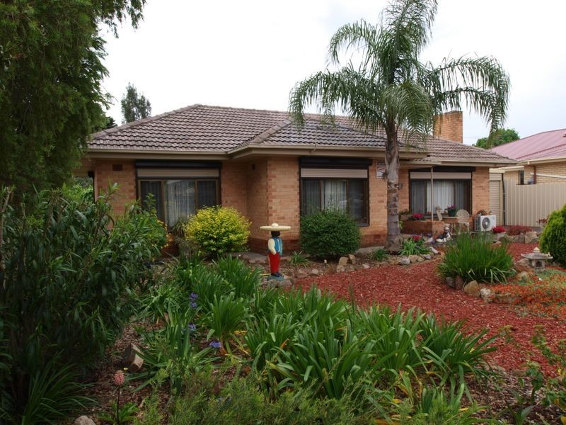 42 Barmera Avenue, Hope Valley SA 5090