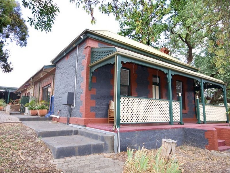 57 Barracks Road, Hope Valley SA 5090