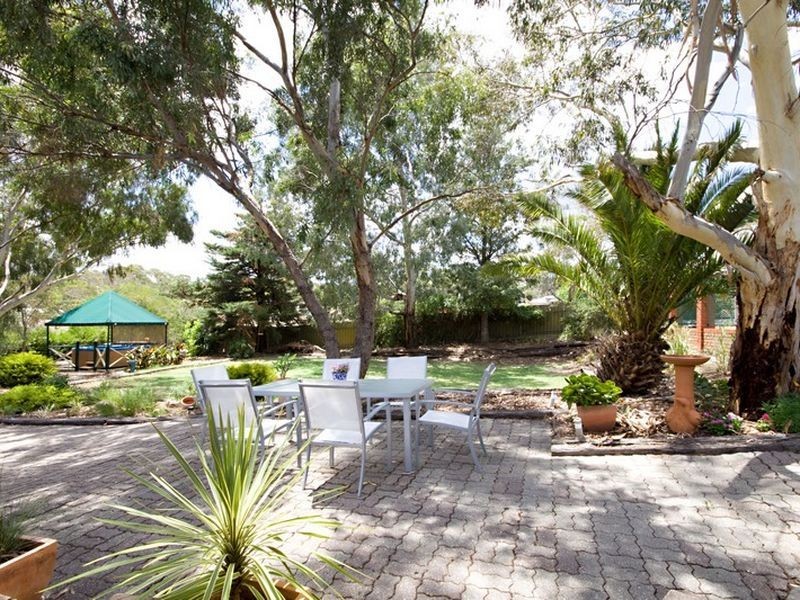 57 Barracks Road, Hope Valley SA 5090