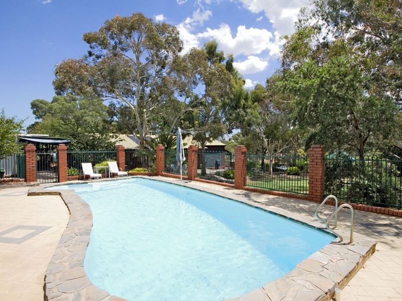 57 Barracks Road, Hope Valley SA 5090
