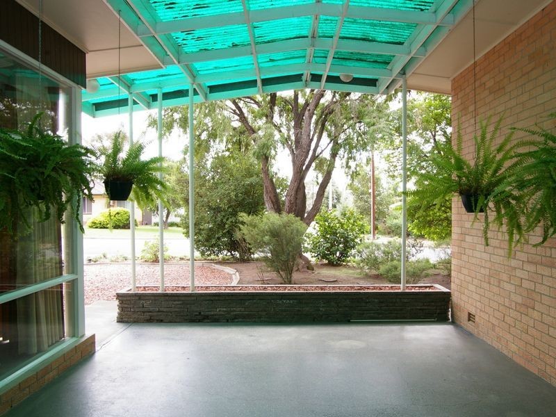 17 Honeysuckle Drive, Hope Valley SA 5090