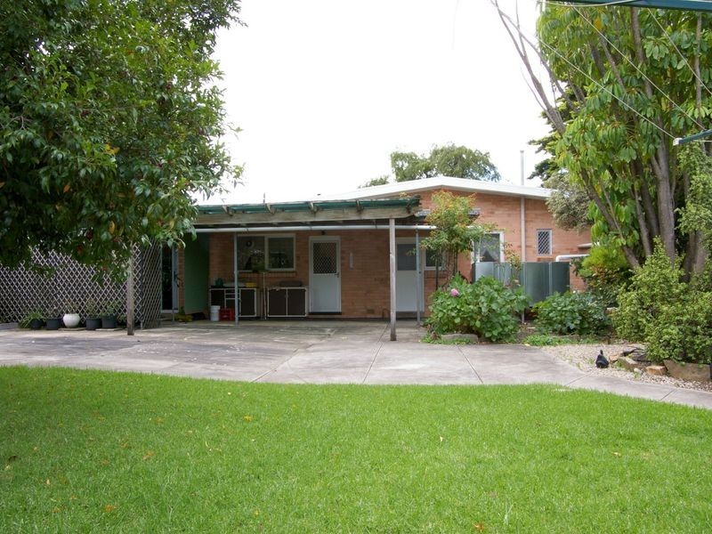17 Honeysuckle Drive, Hope Valley SA 5090