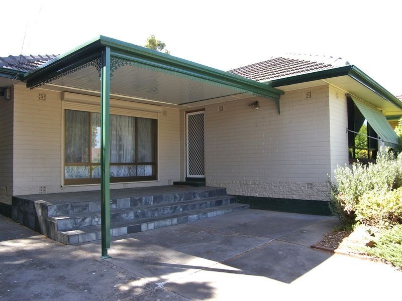 11 Marsha Drive, Banksia Park SA 5091