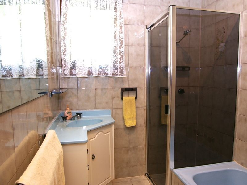 11 Marsha Drive, Banksia Park SA 5091