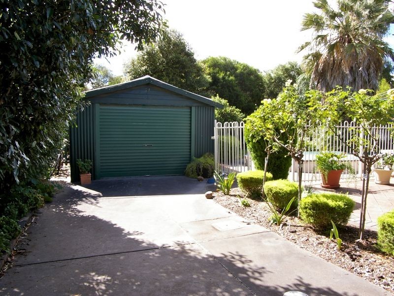 11 Marsha Drive, Banksia Park SA 5091