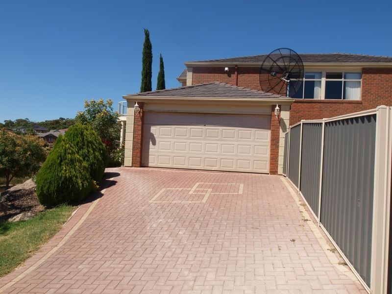 1 Riverbank Parade, Gulfview Heights SA 5096