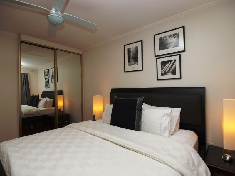 12 Bellvue St, Vista SA 5091