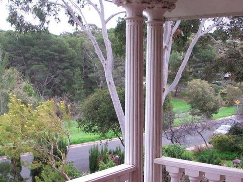 10 Freshford Ave, Highbury SA 5089