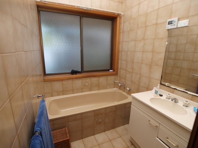 68 Hamilton Rd, Fairview Park SA 5126