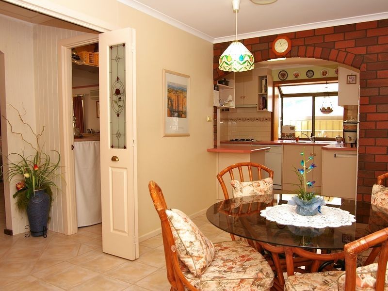 2 Hele Court, Hope Valley SA 5090