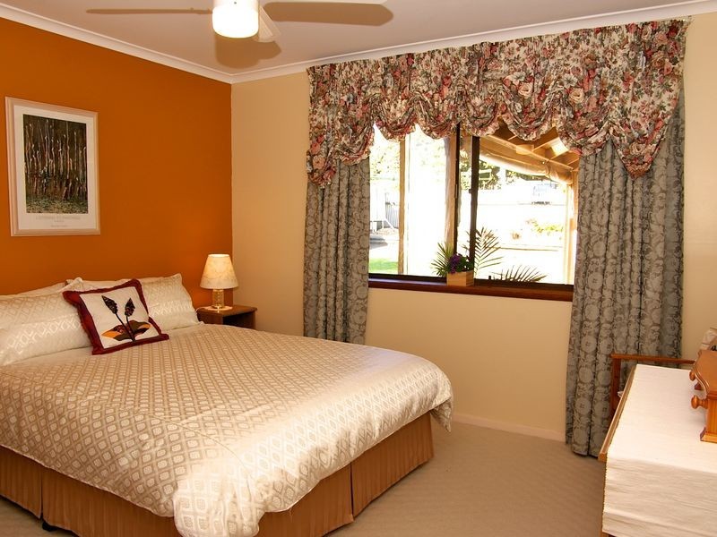 2 Hele Court, Hope Valley SA 5090