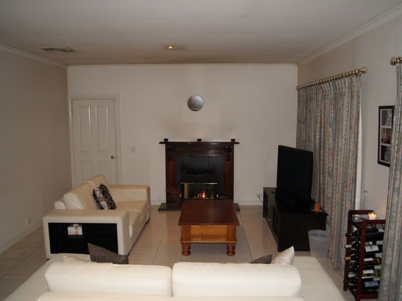 28 Strickland St, Golden Grove SA 5125