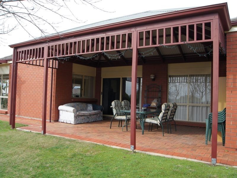 28 Strickland St, Golden Grove SA 5125