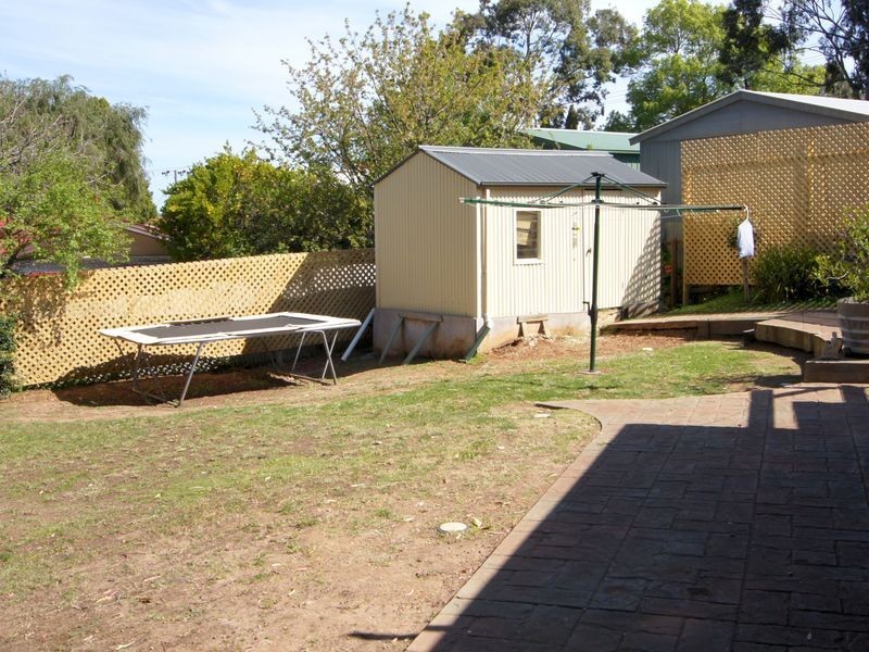 347 Grenfell Rd, Redwood Park SA 5097