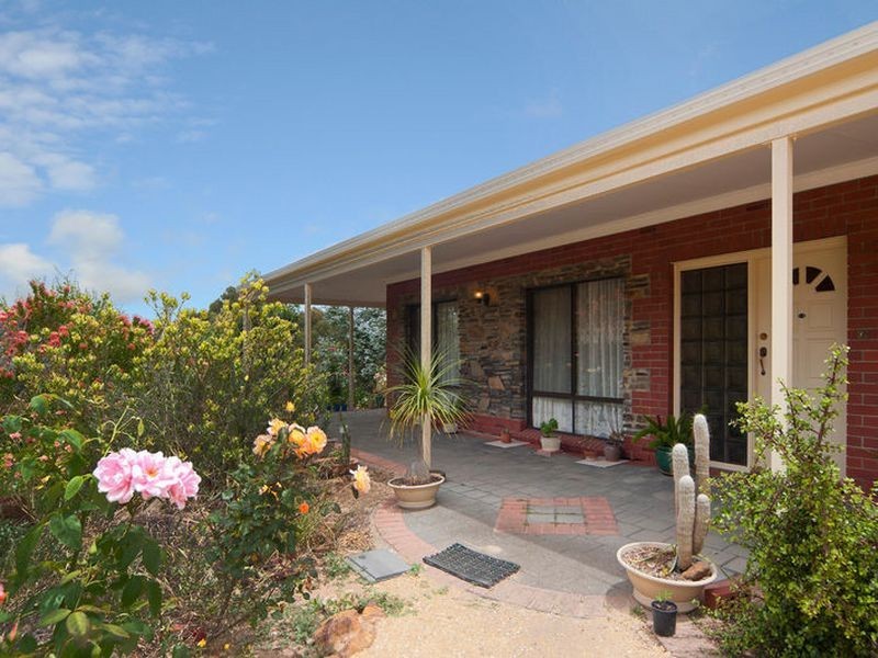 21 Adams Road, Williamstown SA 5351