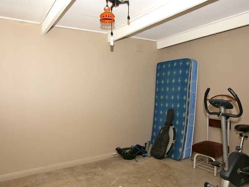 8 Bellvue Street, Vista SA 5091