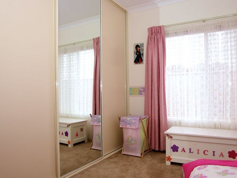 2A Erica St, Tea Tree Gully SA 5091