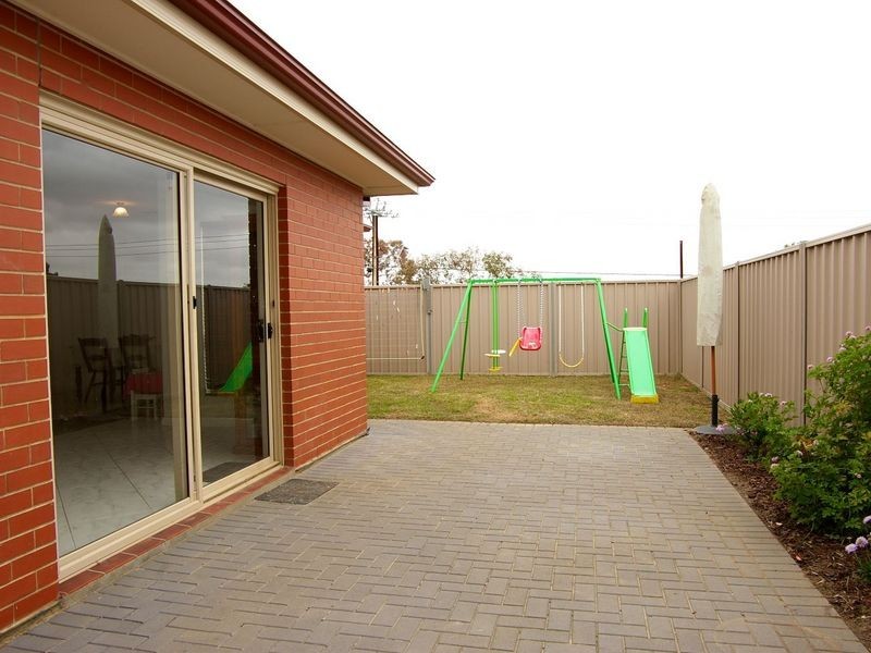 2A Erica St, Tea Tree Gully SA 5091