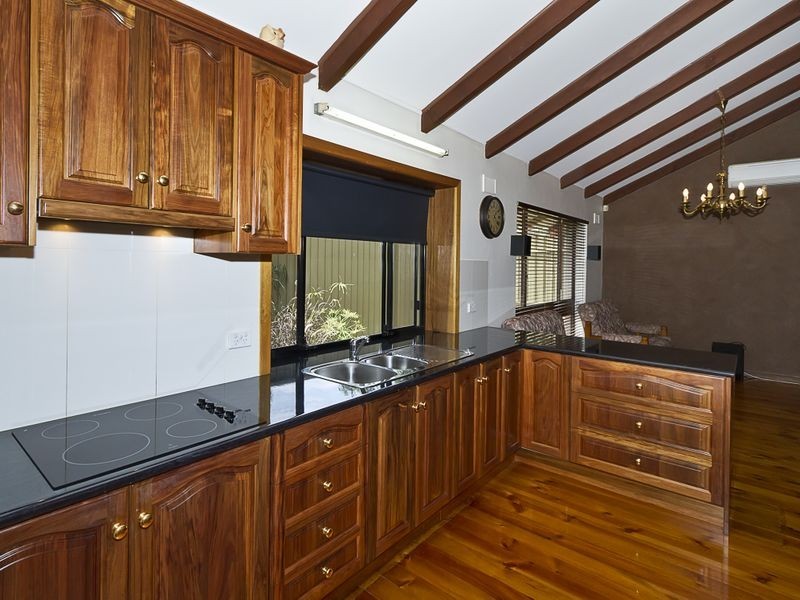 15 Cuthbert Avenue, Gulfview Heights SA 5096