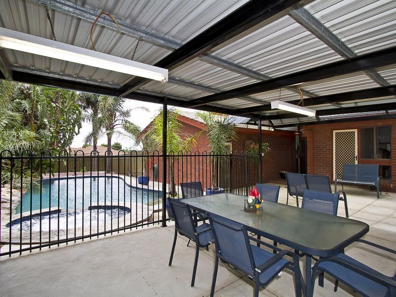 15 Cuthbert Avenue, Gulfview Heights SA 5096