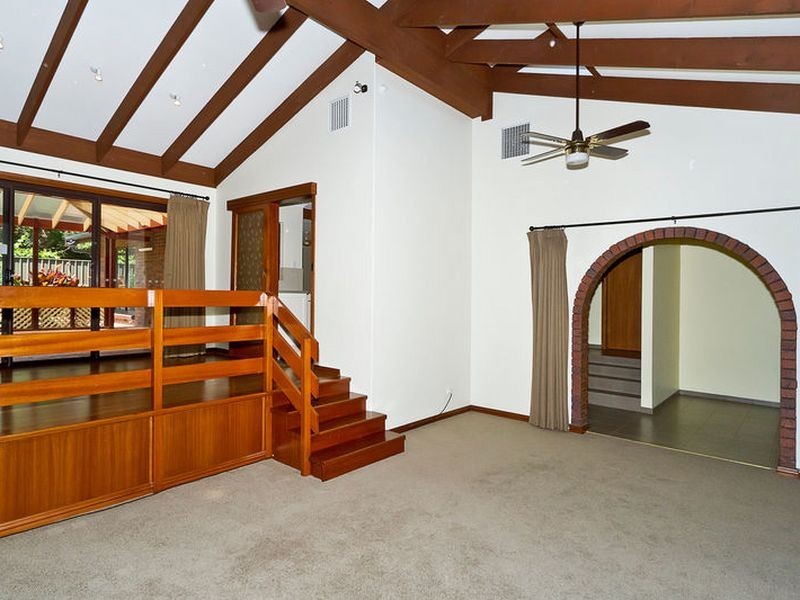 5 Hamilton Rd, Fairview Park SA 5126