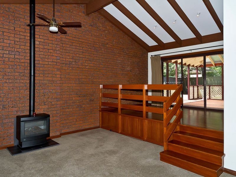 5 Hamilton Rd, Fairview Park SA 5126