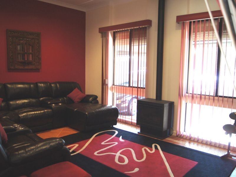 33 Edinburgh Road, Modbury SA 5092