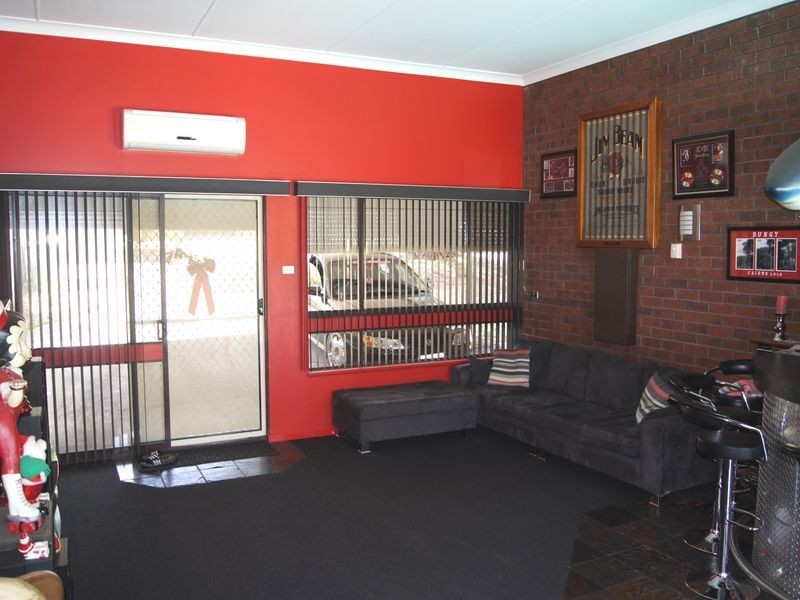 33 Edinburgh Road, Modbury SA 5092