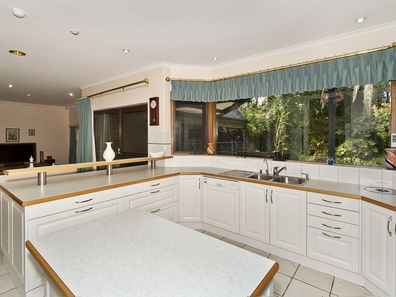 21 Wicks Road, Highbury SA 5089