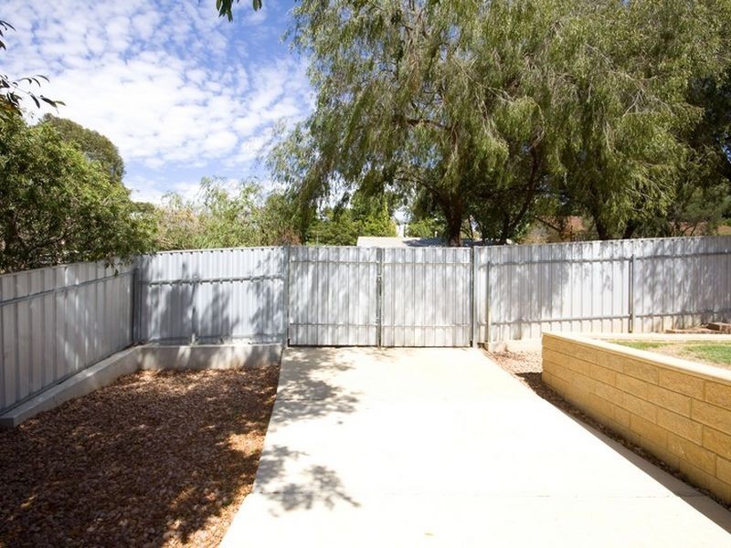 5 Lugarno Street, Redwood Park SA 5097