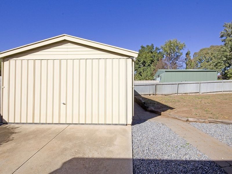 37 Far View Crescent, Ridgehaven SA 5097