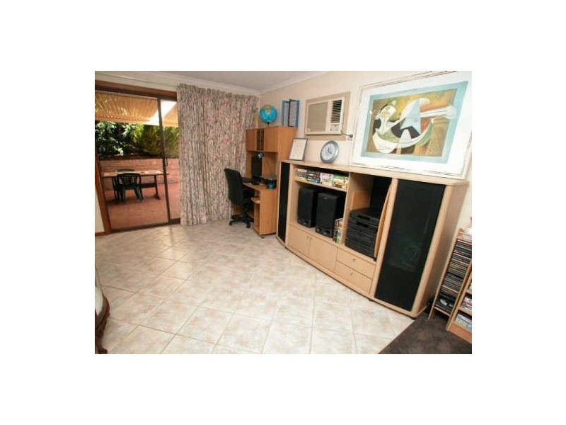 86 Kingfisher Drive, Modbury Heights SA 5092
