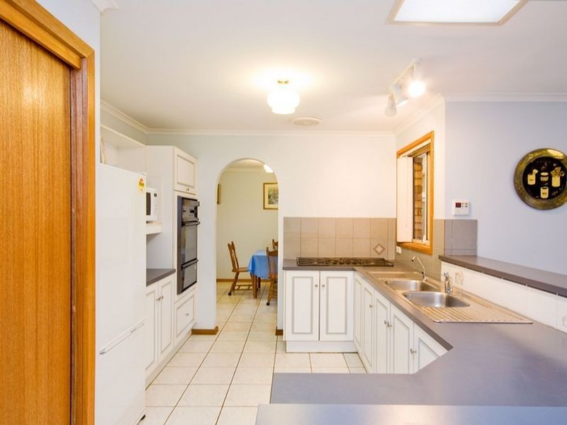 122 Liberator Drive, Paralowie SA 5108