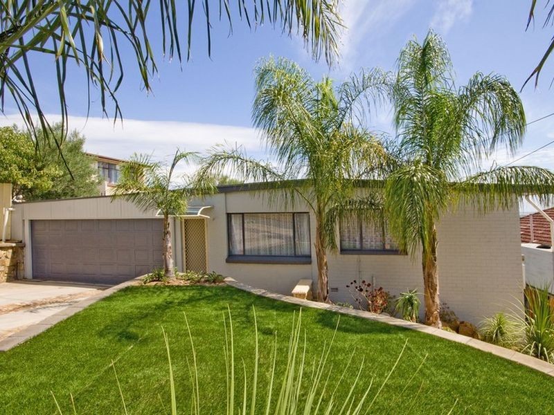 13 Allen Drive, Para Hills SA 5096