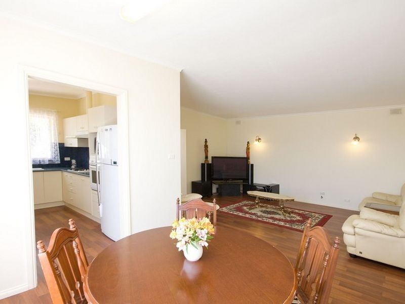 13 Allen Drive, Para Hills SA 5096